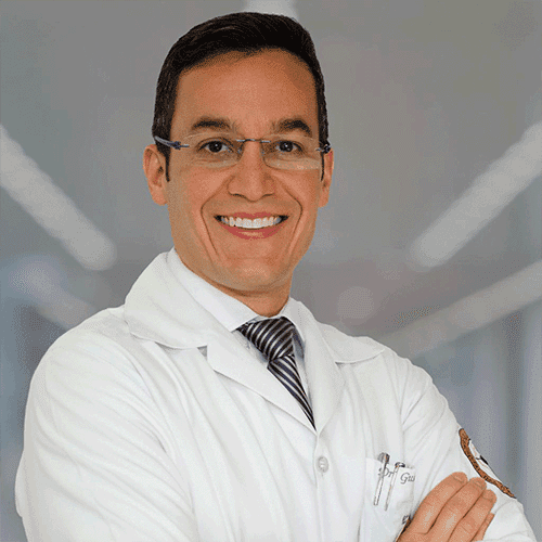 Dr. Gustavo Aquino